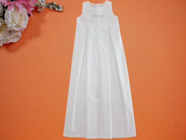 Taufkleid Name gestickter Name mittig auf Vorderteil